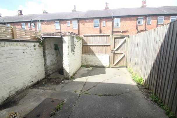 3 bedroom house to rent - Photo 1