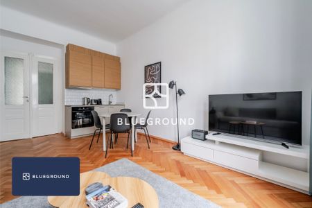 Apartment for rent, 3+kk - 2 bedrooms, 80m - Photo 3