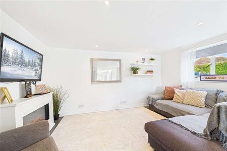 The Mount, Ifield, Crawley, West Sussex, RH11 - Photo 2