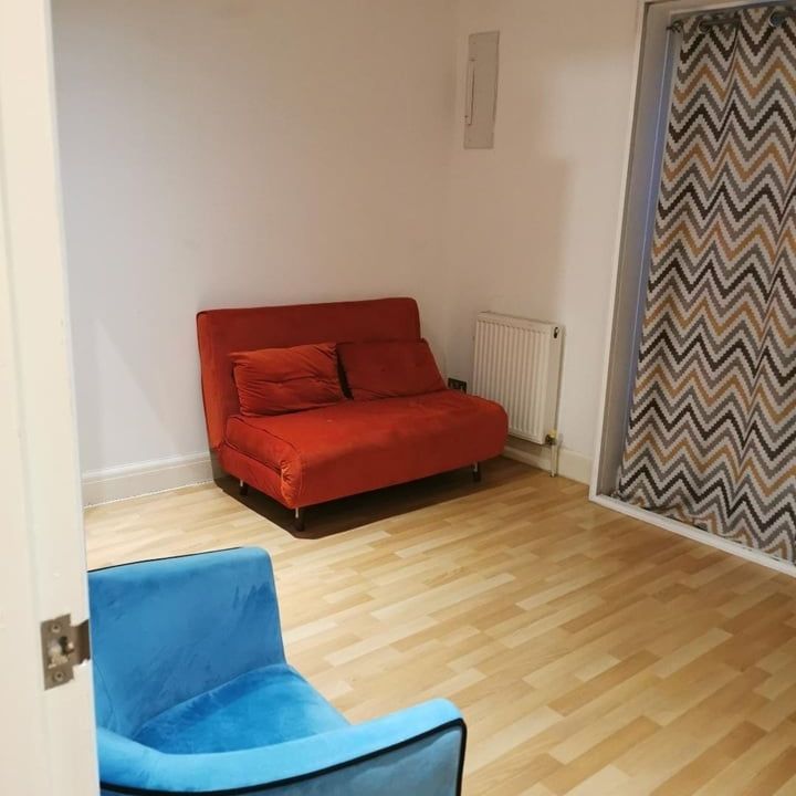 1 Bed Flat, Old Kent Road, SE1 - Photo 1