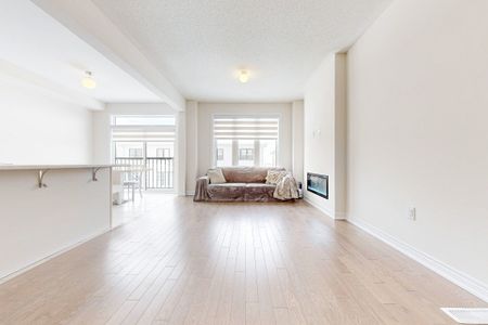 For Lease - 2011 HORACE DUNCAN Crescent, Oshawa, Ontario - Photo 2