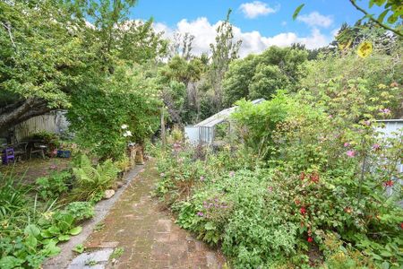 3 Bedroom in Woodhaugh - Photo 2