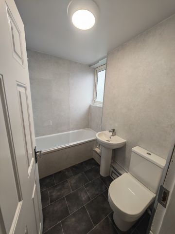 3 Bed Maisonette, Croftfoot Road, G44 - Photo 5
