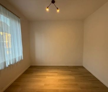 Gelijkvloers appartement in het centrum van Meulebeke - Photo 2