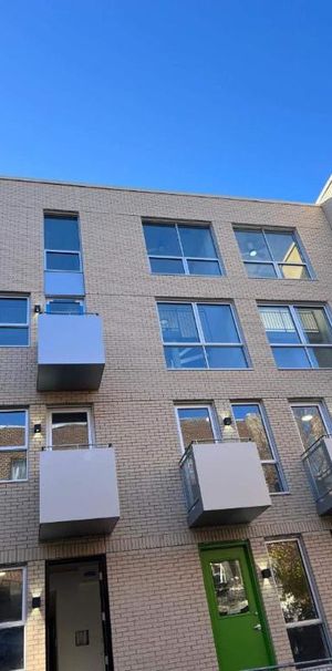 CACHET TRES SPECIAL NOUVEAU SUR LE MARCHÉ 1, 2 ou 3 CAC FERMÉES - Photo 1