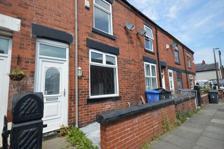 2 bedroom terraced house to rent - Photo 4
