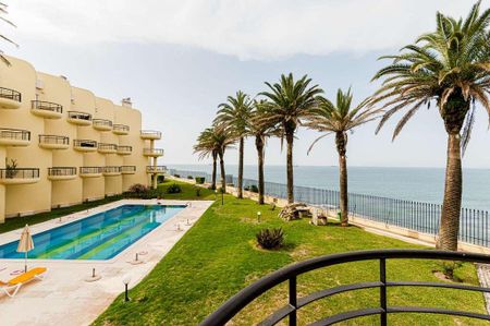 4 Bedroom Apartment with swimming pool, São João do Estoril, Cascais - Photo 5