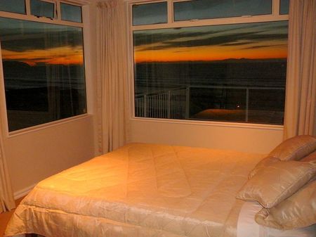 STUNNING OUTLOOK - FULLY FURNISHED - Photo 2