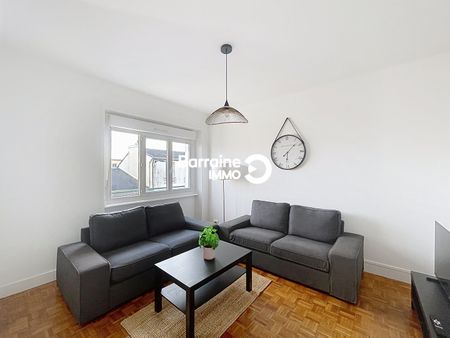 Location appartement à Brest, 5 pièces 95.53m² - Photo 2
