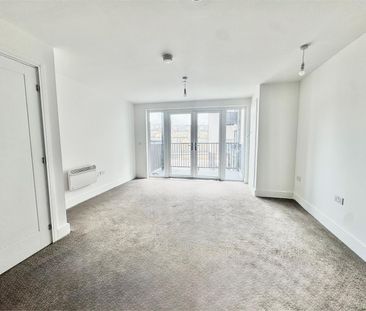 Flat 85, 6 Martin Court, Hastings, TN34 1EF - Photo 3