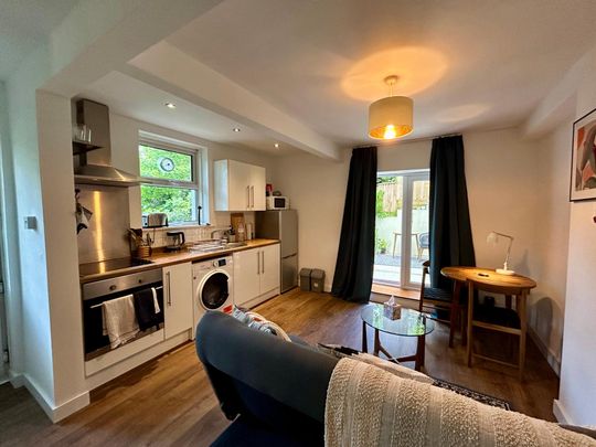 Surrey Road - Photo 1