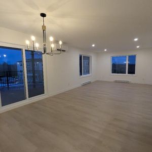 5 1/2 disponible à EAST ANGUS - 1er juillet - Photo 2