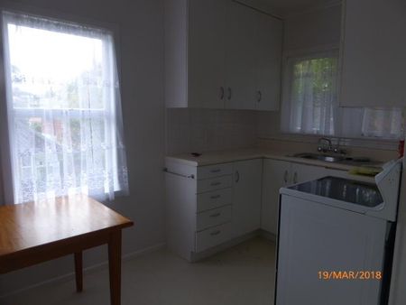 NEWLY RENOVATED UNIT IN ST HELIERS - Photo 5
