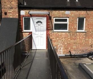 1 bedroom flat to rent - Photo 1