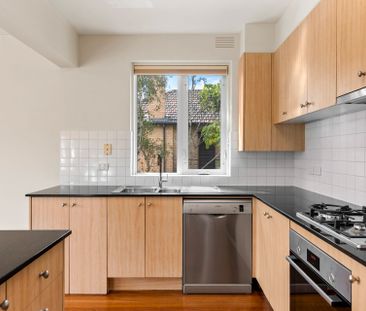 Thinking of selling? Contact our agent - Photo 4