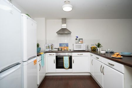 1 bedroom private hall to rent - Photo 5