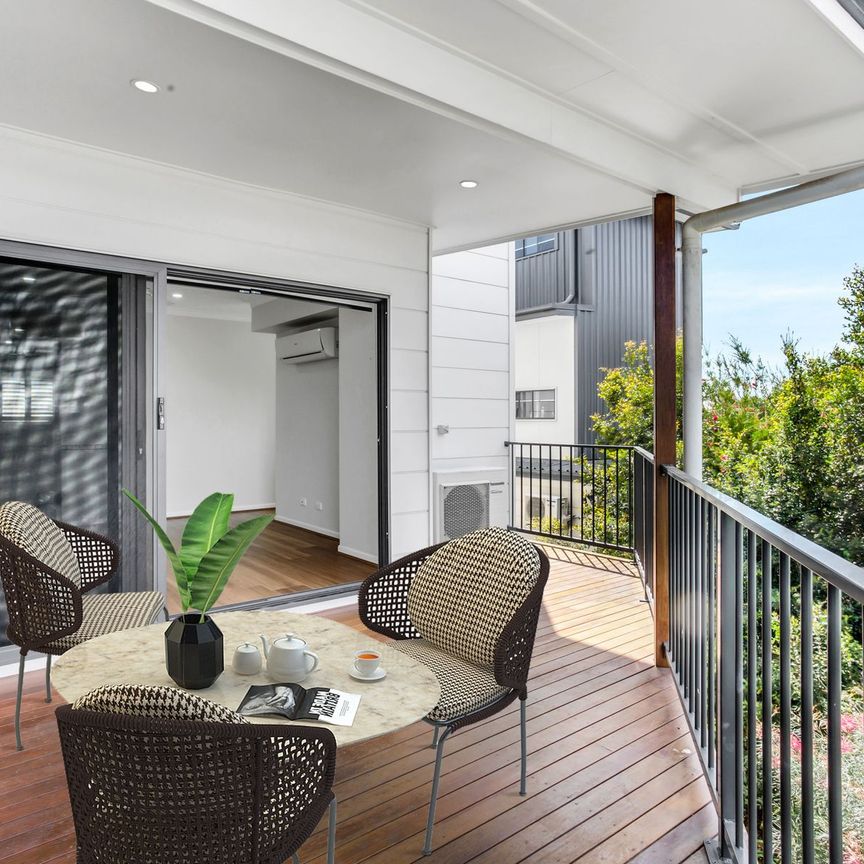 Beautifully Presented with Lots of Space - Photo 1