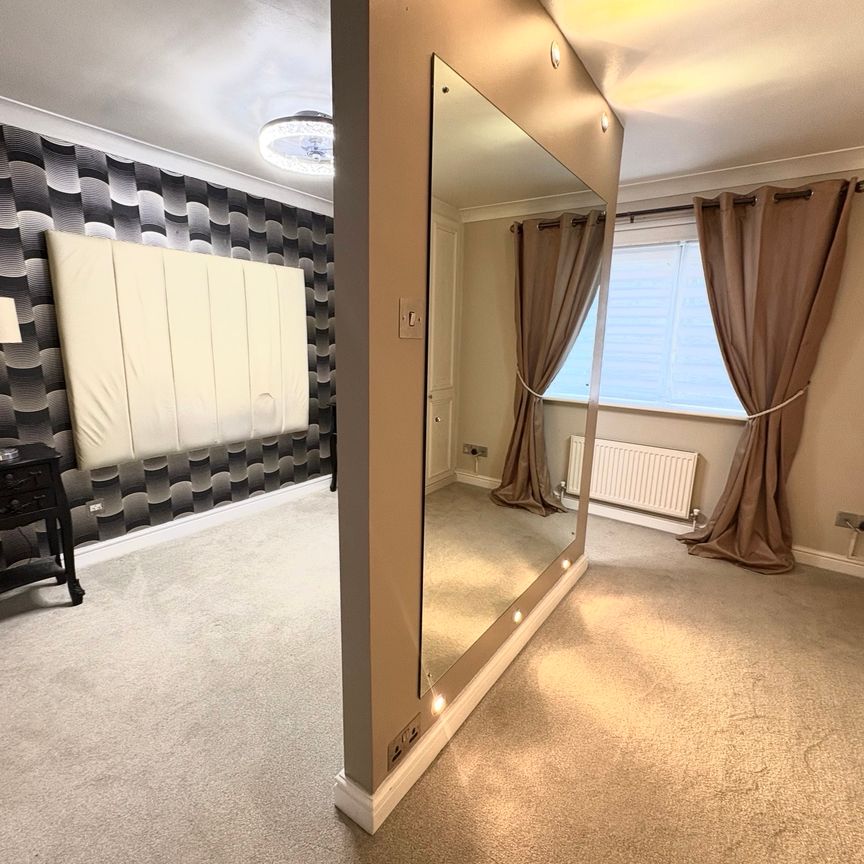 4 bedroom detached to rent Kingsmead, Stretton - Photo 1
