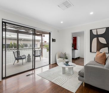 Modern Family Living in Strathmore Heights - Photo 5