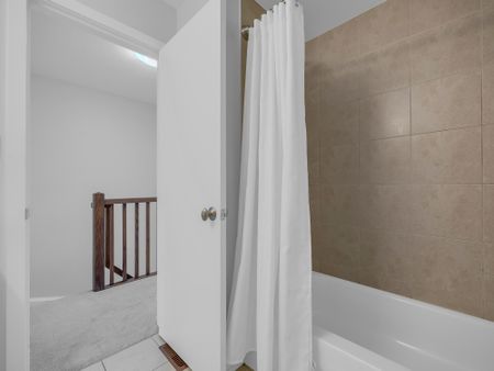 For Lease - 337 Beach Boulevard Unit# 10, Hamilton, Ontario - Photo 3