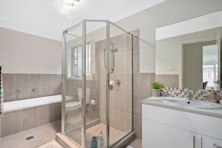 Perfect Family Home - Photo 5