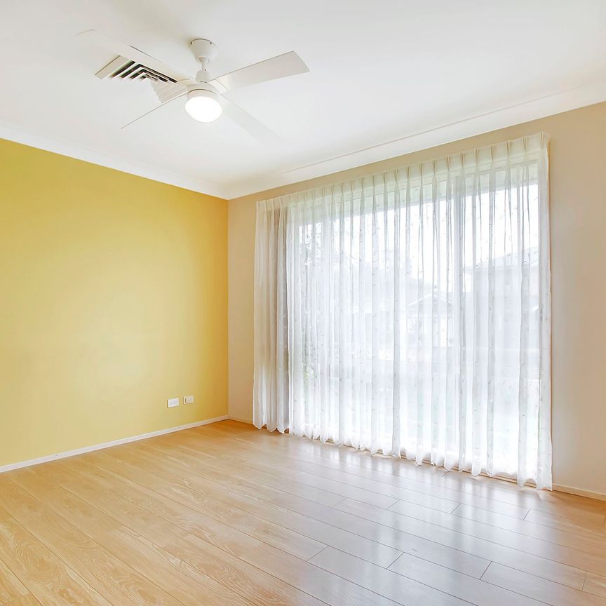 2 Bindon Place, Kellyville. - Photo 1