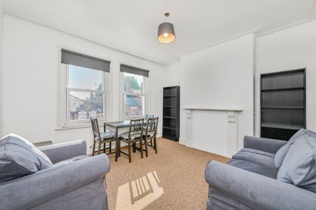 2 bedroom flat to rent - Photo 3