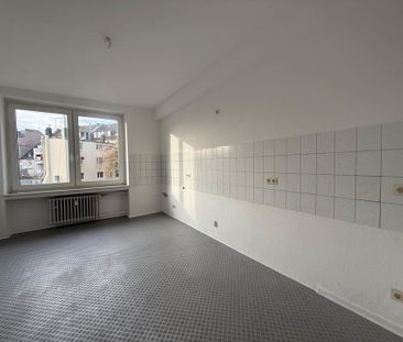 HELLE 2-Zi. WOHNUNG 75 m2, Düsseldorf Derendorf gegenüber der HSD - Foto 1