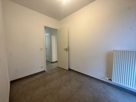 Mooi appartement met 2 slpk, autostpl én kelderberging ! - Photo 2