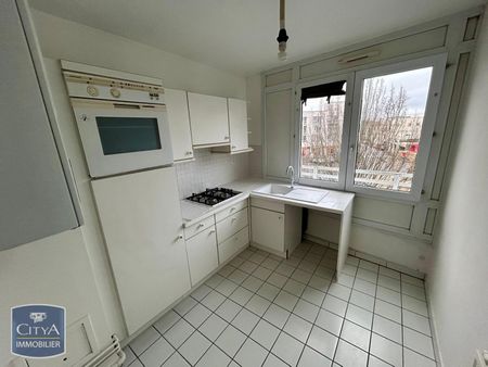 Location Appartement 2 pièces 51m² MONTIGNY LE BRETONNEUX 78180 - Photo 5