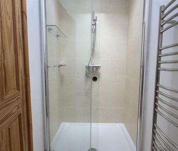 St Nicholas Croft, Askham Bryan, York - Photo 3