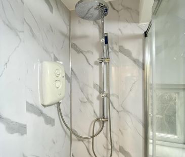 3 bedroom flat to rent - Photo 5