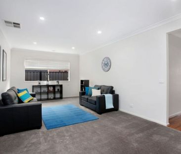 Spacious Family Living with Room to Grow - Photo 2