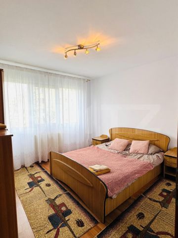 Apartament de inchiriat, 3 camere, etaj 2, 65 mp - zona Astr - Fotografie 3