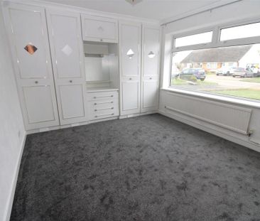 3 bedroom detached bungalow to rent - Photo 5