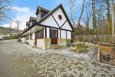 1 bedroom end of terrace house to rent - Photo 5