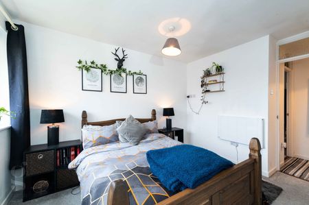 Fakenham Drive, Bobblestock, Hereford - Photo 5