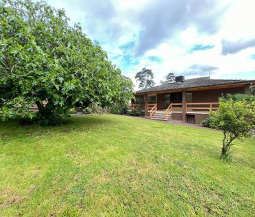 Family Home with Extra Space - Photo 5