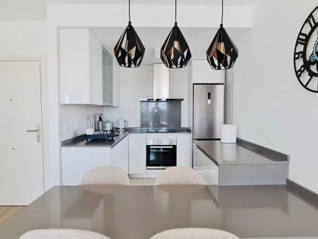 2 bedroom luxury Flat for rent in Nueva Andalucia, Andalusia - Photo 3