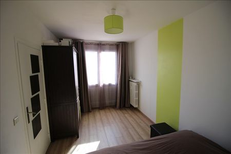 Location Appartement 2 pièces 46m² - Photo 2
