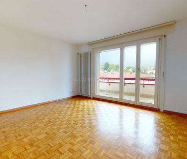 APPARTEMENT ENTIEREMENT RENOVE DE 3½ PIECES - Photo 2