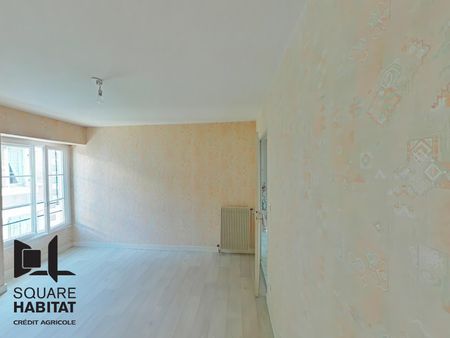 Location Appartement 3 pièces 69m² CHAUVIGNY 86300 - Photo 2