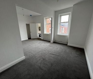 2 bed upper flat to rent in NE28 - Photo 1