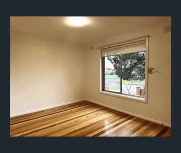 1/59 Thackeray Road, Reservoir, Vic 3073 - Photo 5