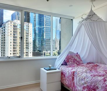Stylish Southbank Living in a Prime Location - Photo 2