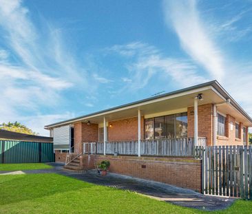 2-bedroom studio with bills included - Photo 6