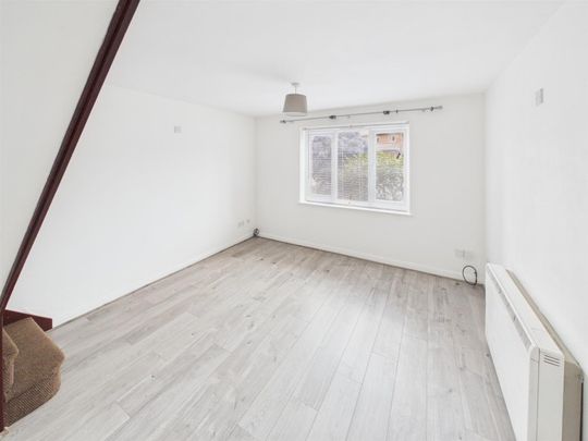1 BED House To rent - Photo 1