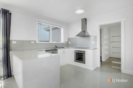 8 Parker Street, DEVONPORT - Photo 3