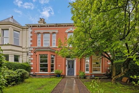 Apartment 4 24 Wellington Park, Belfast, BT9 6DL - Photo 3