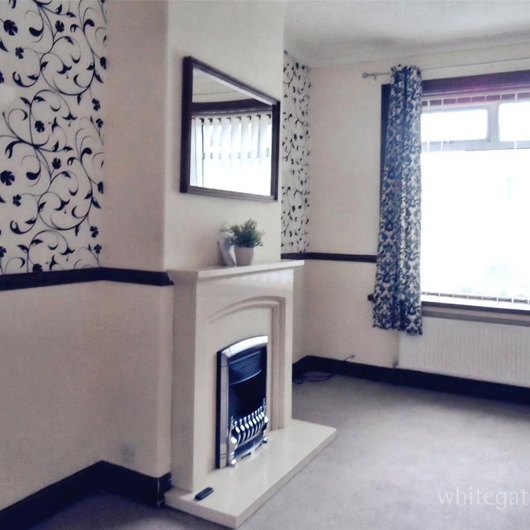 2 bedroom terraced house to rent - Photo 1